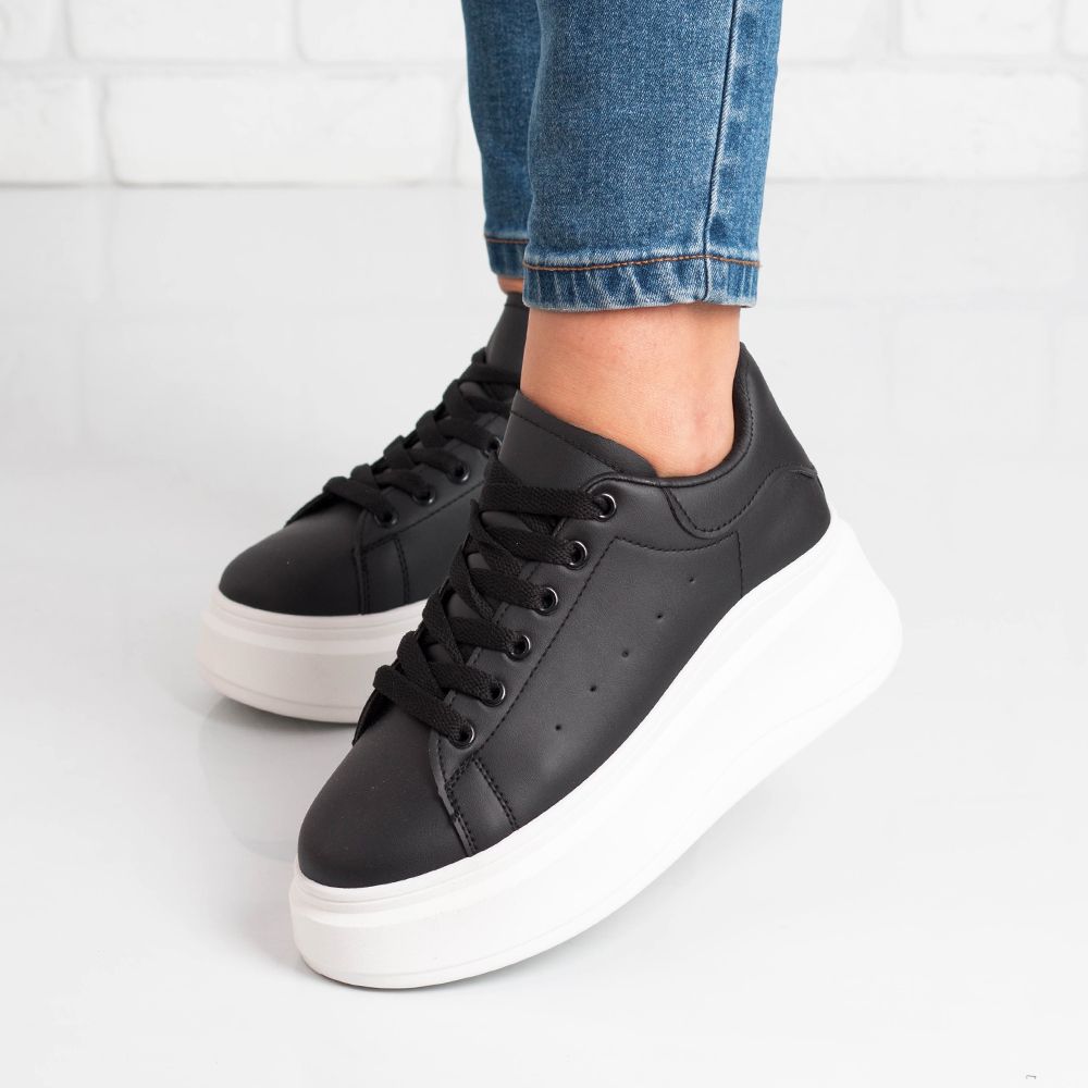 Дамски кецове в черно Дамски кецове в черно