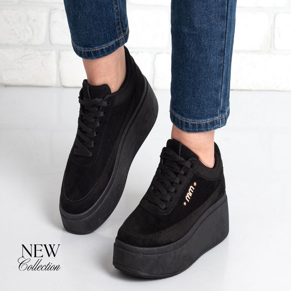 Дамски кецове в черно Дамски кецове в черно